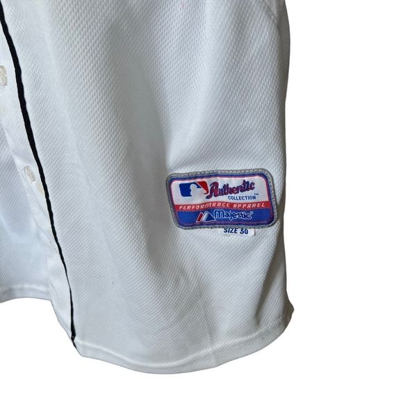 Majestic Mariners Hernandez Jersey Size 50 - Picture 2 of 5